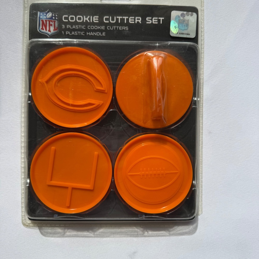 NFL Chicago Bears Cookie Cutter Set 3 Cutters 1 Handle Orange Boelter Brands NEW